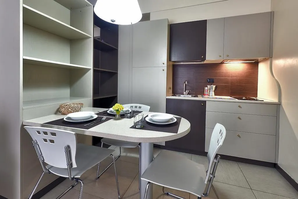 Residence La Sfera Pavia 0*,